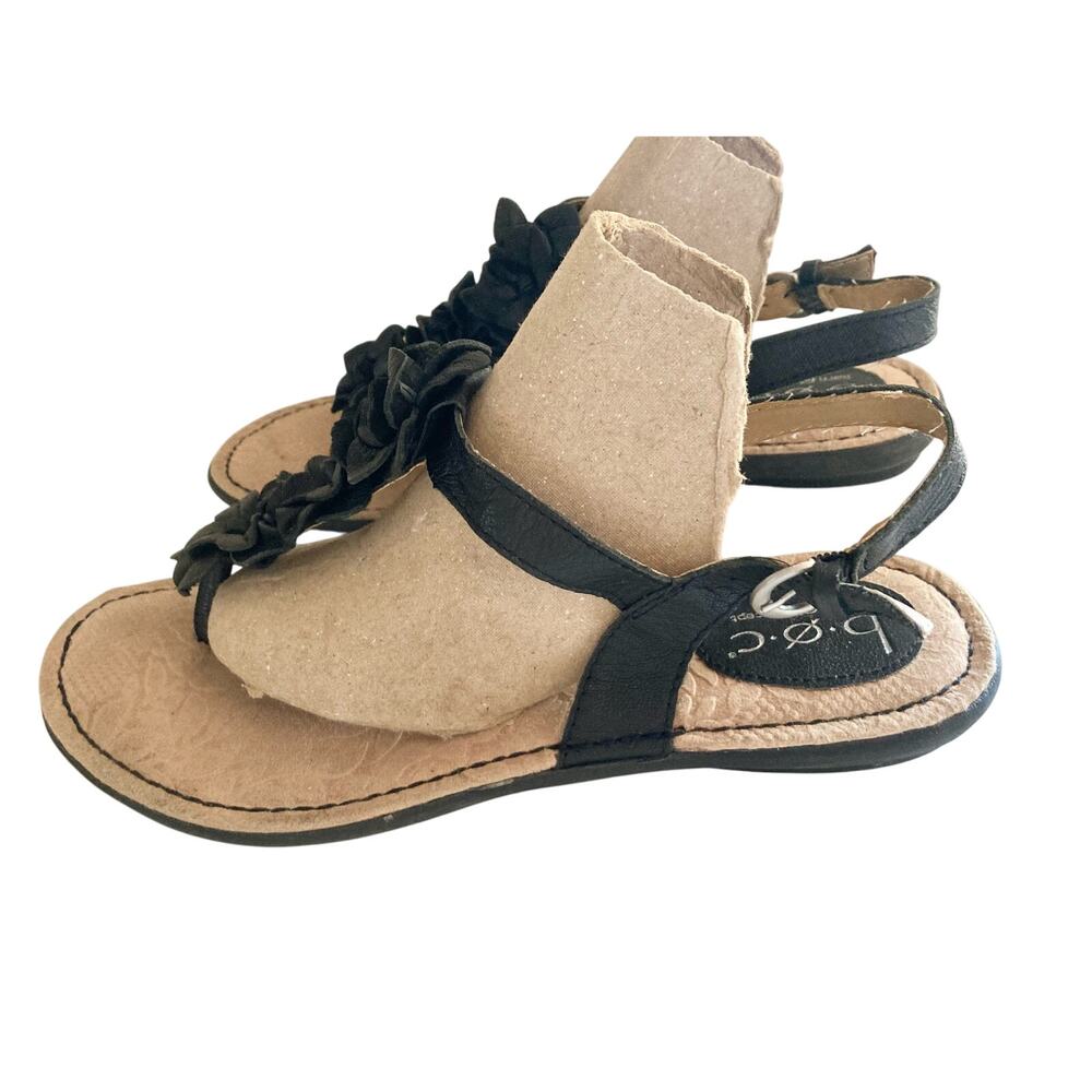 B.o.c. Born Concepts Women's Black Leather Sandals Size 9 /40.5 Floral Detail